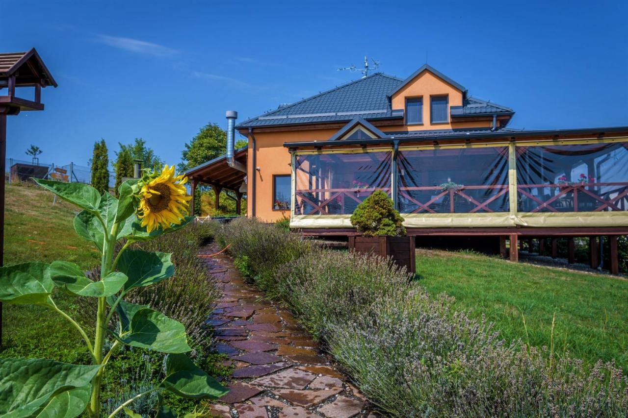 Hotel Horse Riding - Jezdecky Areal Tršice Εξωτερικό φωτογραφία